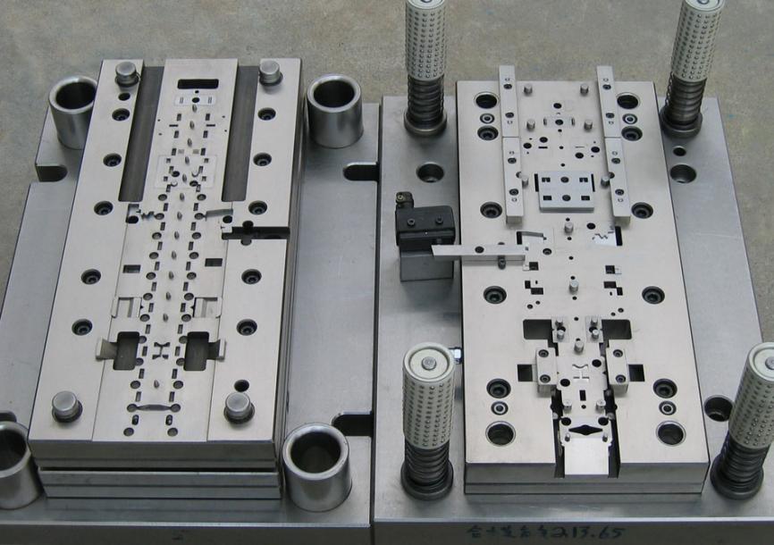 Custom Metal Stamping Dies